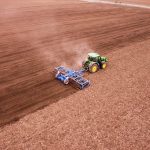 Specjalista geodezyjny na budowie – {kiedy jego pomoc jest niezbędna